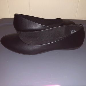 American Eagle Black flats